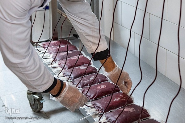 سنت حسنه ایرانی؛ نذر خون در شب‌های قدر - کرج