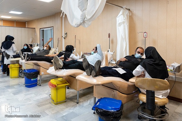 سنت حسنه ایرانی؛ نذر خون در شب‌های قدر - کرج