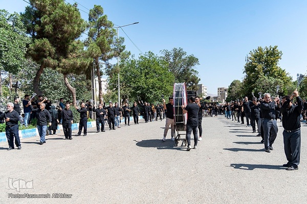مراسم عزاداری عاشورای حسینی در آستان مقدس امامزادگان محمد (ع) و سکینه خاتون (س) کرج