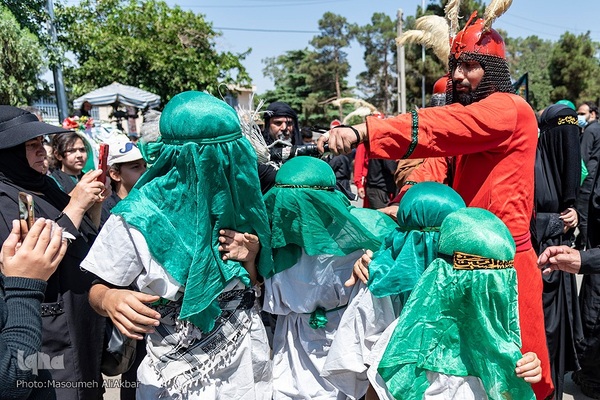 مراسم عزاداری عاشورای حسینی در آستان مقدس امامزادگان محمد (ع) و سکینه خاتون (س) کرج