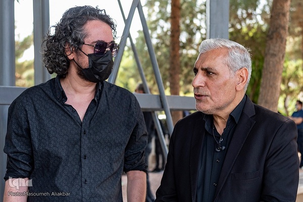 مراسم خاکسپاری پیکر منوچهر اسماعیلی در بهشت سکینه کرج