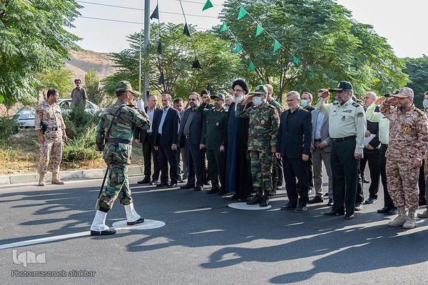 رژه نیروهای مسلح استان البرز درآغاز هفته دفاع مقدس‎‎