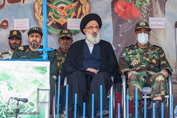 رژه نیروهای مسلح استان البرز درآغاز هفته دفاع مقدس‎‎