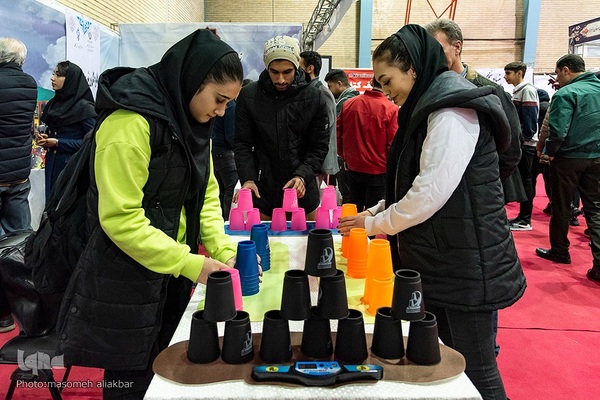 نمایشگاه هفته پژوهش استان البرز‎‎