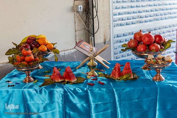 رونق بازار شب یلدا در کرج