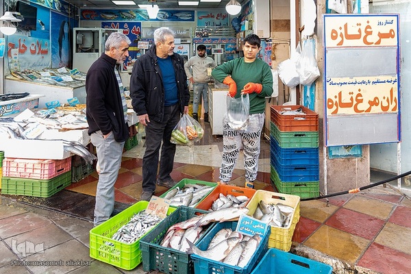 رونق بازار شب یلدا در کرج