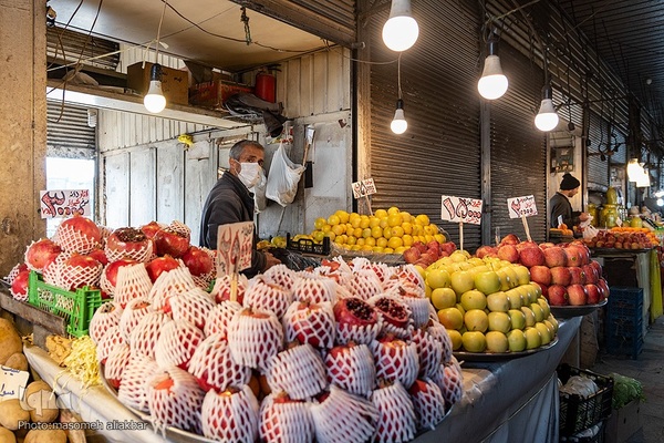 رونق بازار شب یلدا در کرج