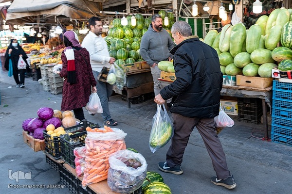رونق بازار شب یلدا در کرج
