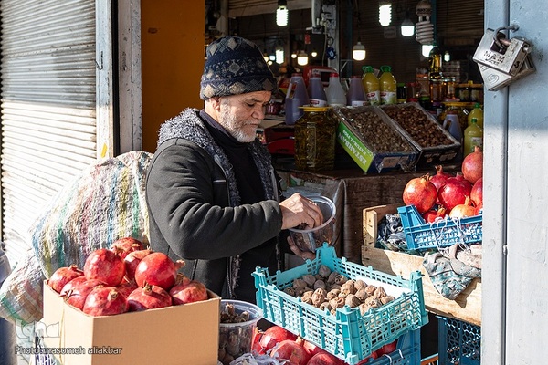 رونق بازار شب یلدا در کرج