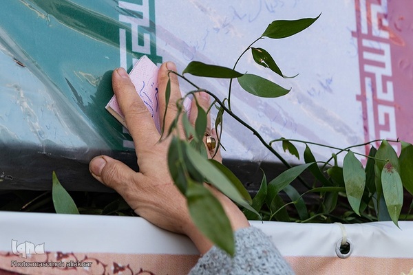 تشییع پیکر مطهر ۴ شهید گمنام دفاع مقدس در کرج‎‎