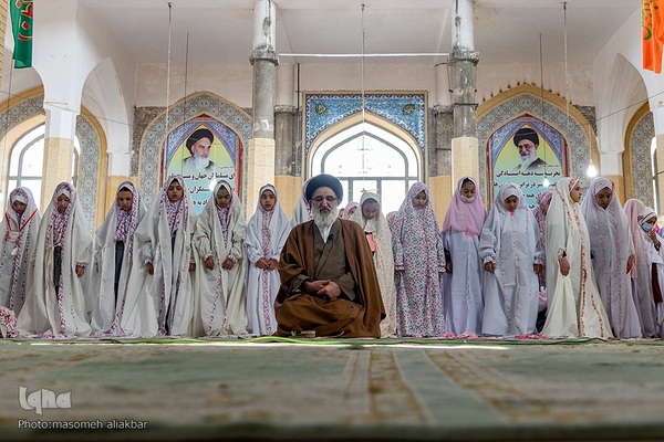 جشن تکلیف ۳ هزار دانش آموز البرزی‎‎