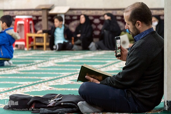 محفل انس با قرآن کریم در مسجد حضرت ابوالفضل (ع) کرج