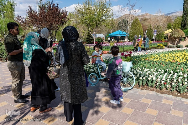 نهمین جشنواره لاله کرج