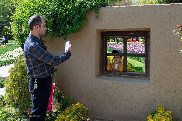 نهمین جشنواره لاله کرج