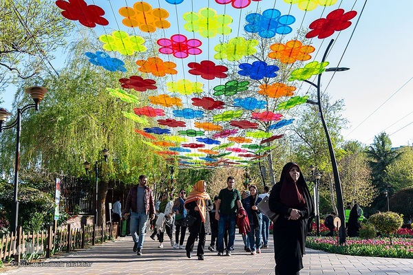 نهمین جشنواره لاله کرج