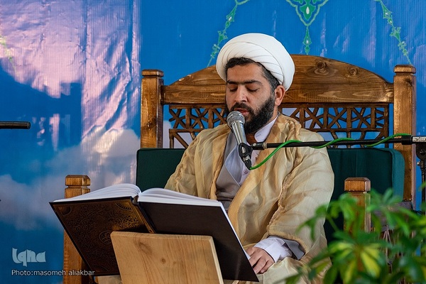 جزخوانی قرآن در مصلی کرج‎‎