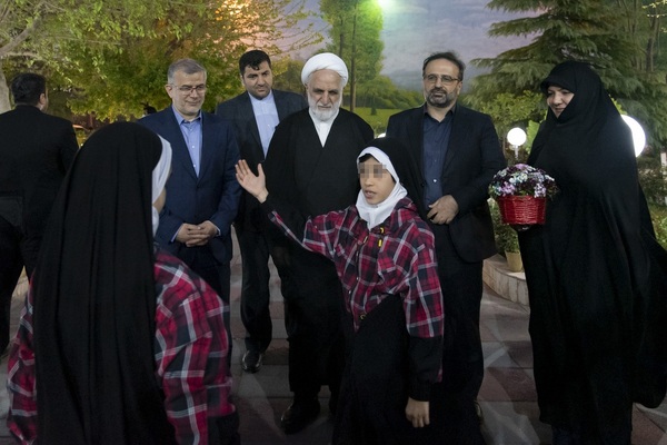 بازدید رییس قوه قضاییه از شیرخوارگاه امام علی (ع)‎‎