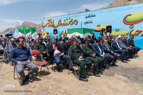 بهره‌برداری از طرح‌های محرومیت زدایی، آب رسانی و اشتغالزایی