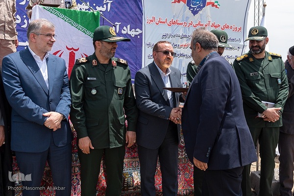 بهره‌برداری از طرح‌های محرومیت زدایی، آب رسانی و اشتغالزایی