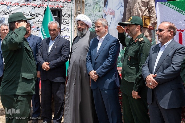 بهره‌برداری از طرح‌های محرومیت زدایی، آب رسانی و اشتغالزایی