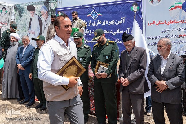 بهره‌برداری از طرح‌های محرومیت زدایی، آب رسانی و اشتغالزایی