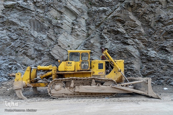 بازدید خبرنگاران از نقاط سیل‌زده جاده چالوس