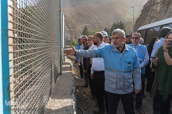 بازدید خبرنگاران از نقاط سیل‌زده جاده چالوس