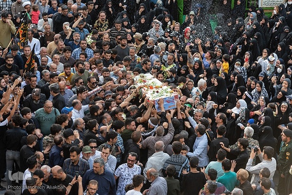 تشییع پیکر شهید عیسی شجاعی‎