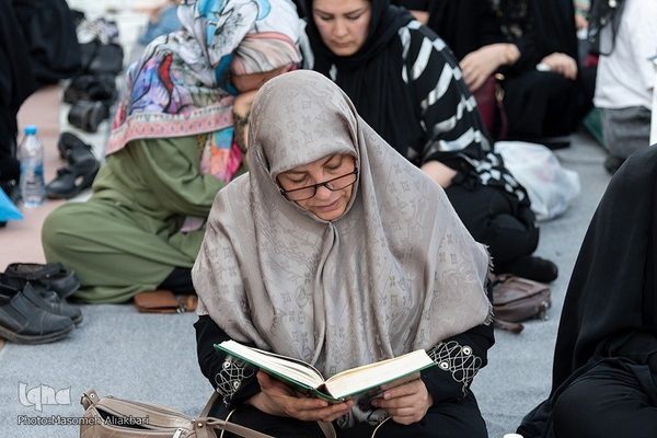 مراسم دعای عرفه‎