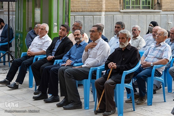 تجمع اعتراضی در کرج در پی اهانت به ساحت قرآن کریم