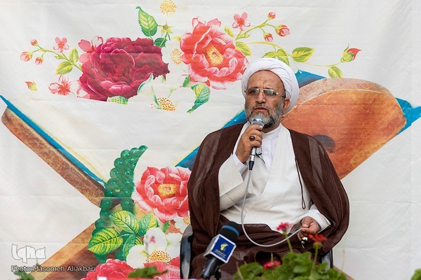 تجمع اعتراضی در کرج در پی اهانت به ساحت قرآن کریم