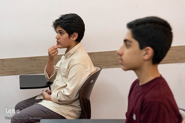 کلاس‌های حوزه علمیه برای دانش‌آموزان برتر قرآنی‎ در البرز