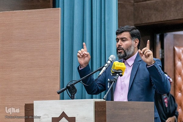 تجلیل از پیشکسوتان زن در دفاع مقدس‎