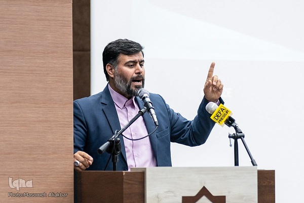 تجلیل از پیشکسوتان زن در دفاع مقدس‎