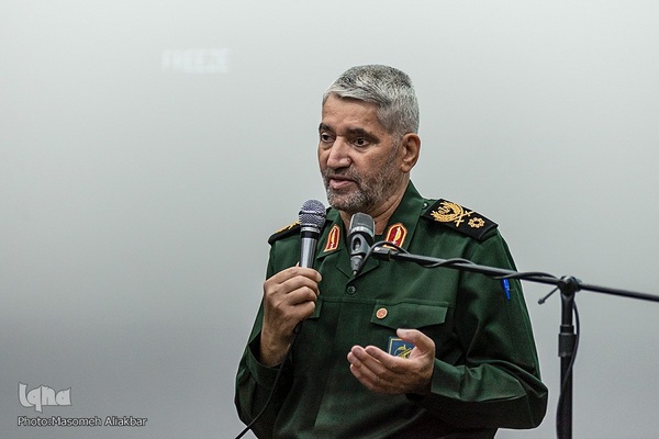 تجلیل از پیشکسوتان زن در دفاع مقدس‎