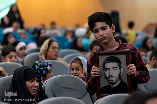 اجتماع نوه‌های شهدا‎ در استان البرز