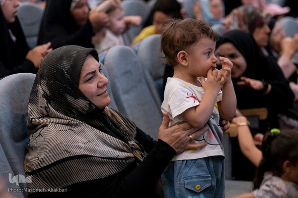 اجتماع نوه‌های شهدا‎ در استان البرز