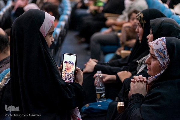 اجتماع نوه‌های شهدا‎ در استان البرز