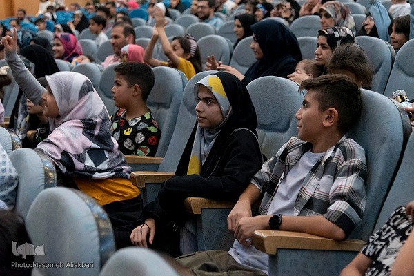 اجتماع نوه‌های شهدا‎ در استان البرز