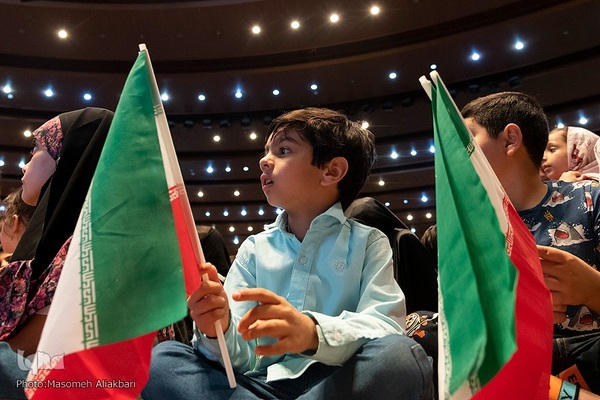 اجتماع نوه‌های شهدا‎ در استان البرز