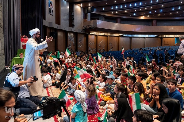 اجتماع نوه‌های شهدا‎ در استان البرز