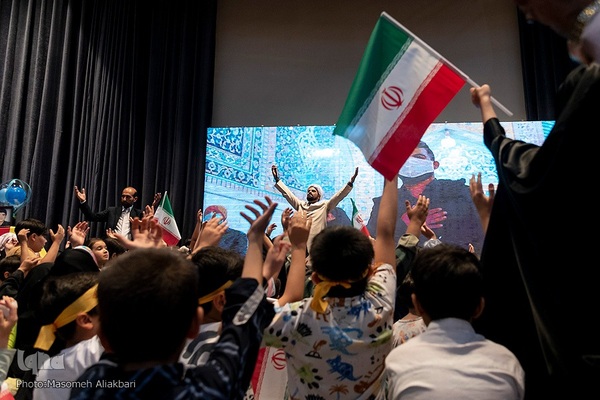 اجتماع نوه‌های شهدا‎ در استان البرز