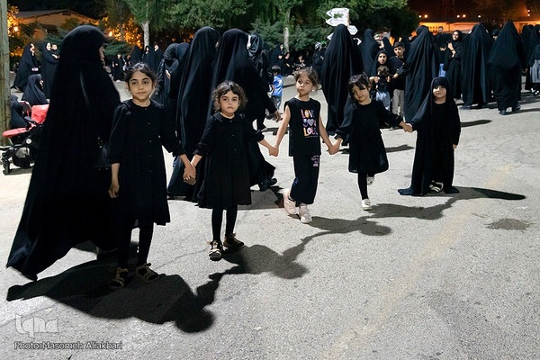 عزاداری شب سوم محرم در دانشگاه آزاد کرج