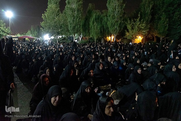عزاداری شب سوم محرم در دانشگاه آزاد کرج