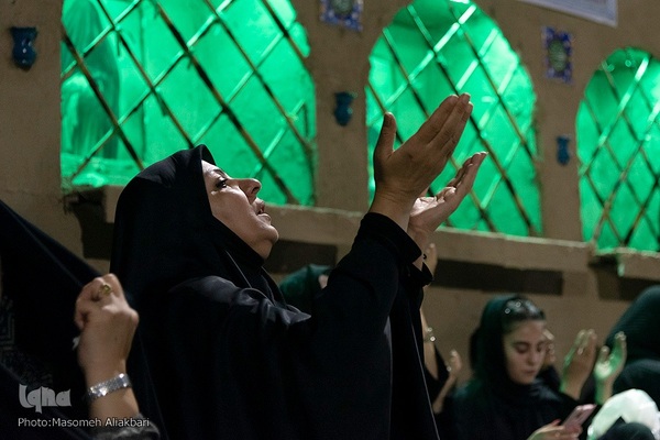 عزاداری شب سوم محرم در دانشگاه آزاد کرج