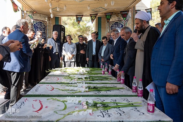 افتتاح پروژه‌های هفته دولت در شهرستان‌های نظرآباد و ساوجبلاغ‎