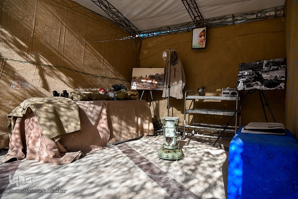 نمایشگاه روایتگری دفاع مصور‎