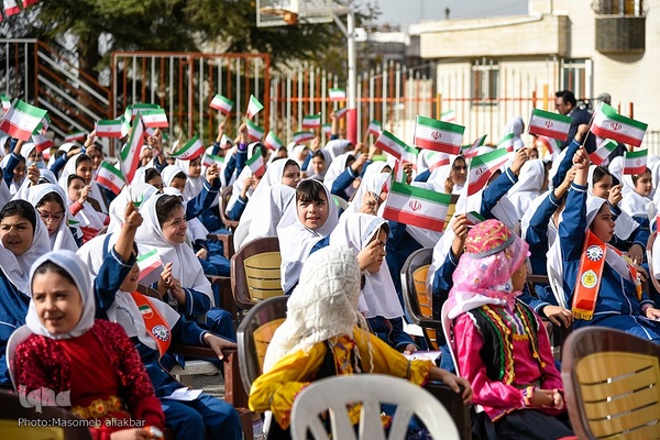 جشن عاطفه‌ها‎ در کرج