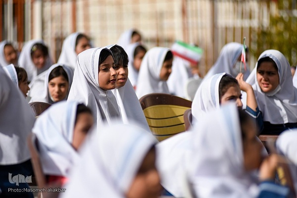 جشن عاطفه‌ها‎ در کرج