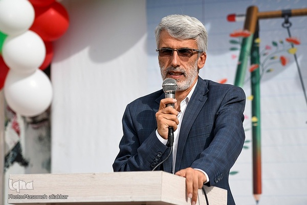 جشن عاطفه‌ها‎ در کرج